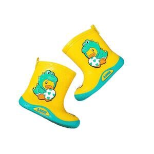New girl’s waterproof rain boots size 7.5 USA
